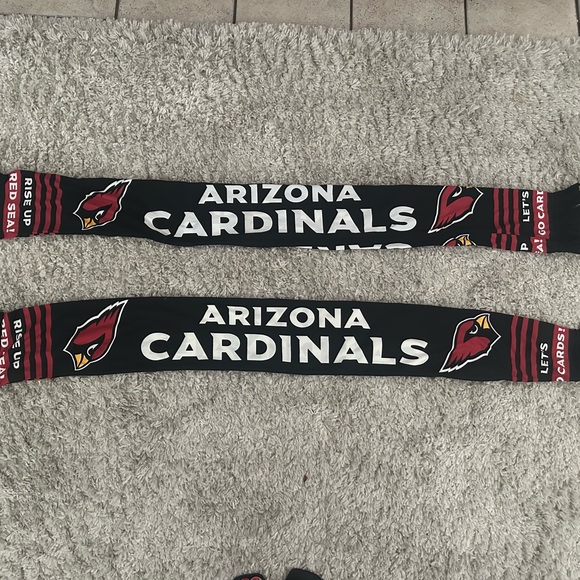 Arizona Cardinal scarfs - Beautiful fabric - Picture 1 of 1